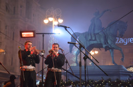 Advent u Zagrebu, koncert na Trgu Bana Jelačića 13.12.2013.